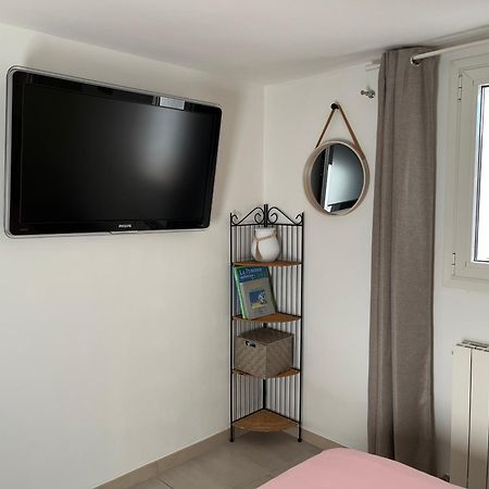 Appartement Deux Pieces Donnant Sur Un Jardin Antibes Exterior foto